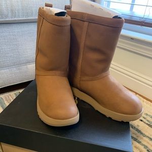 UGG Water Proof boots